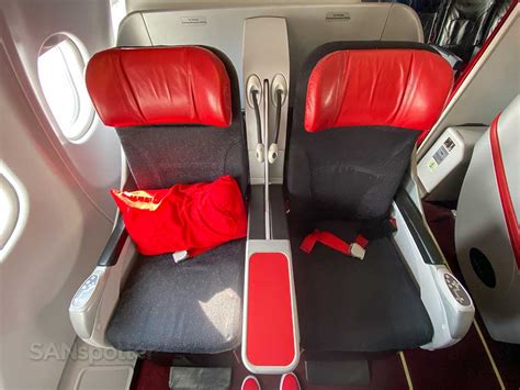 AirAsia X review: what’s so special about the Premium Flatbed seats.